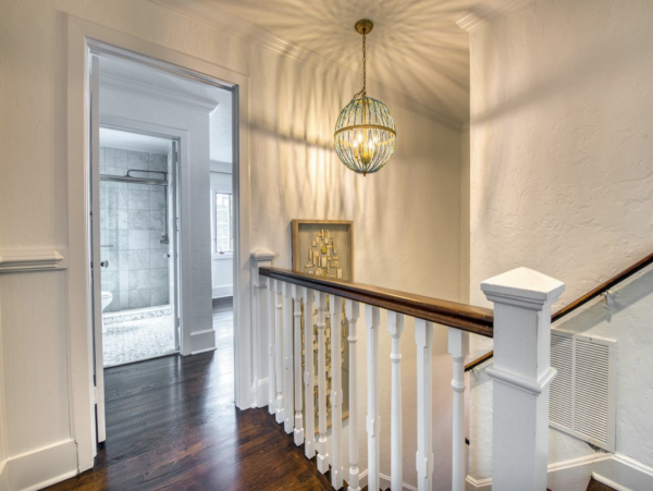Experience Luxury at this Historic House in Lido Key